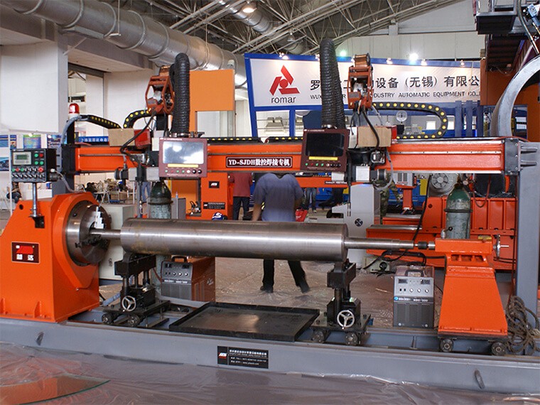 PLC control Lathe type automatic girth welder