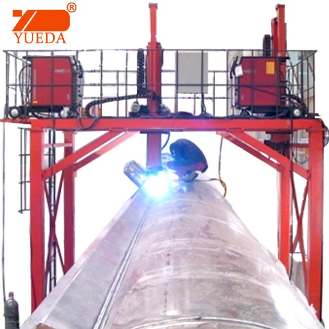 Fuel oil tank gantry welding machine