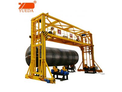 Fuel oil tank gantry welding machine